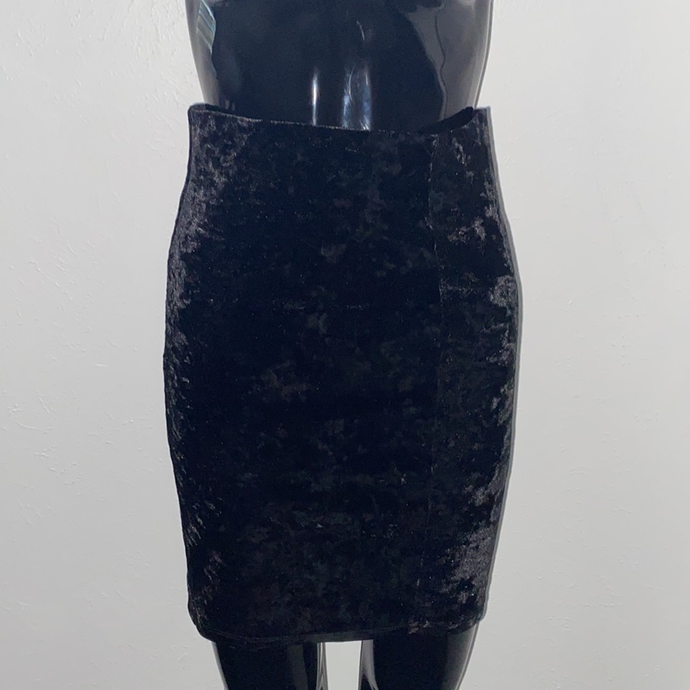 Forever 21 Crushed Velvet Black Mini Skirt In Small